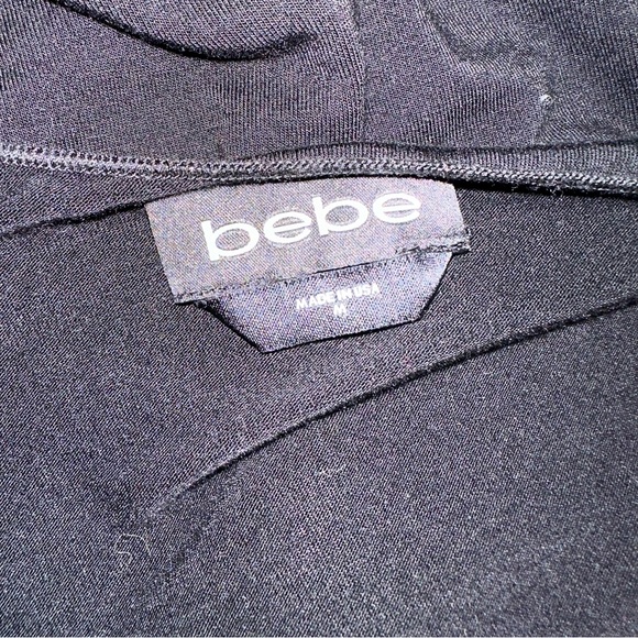 ❤️ 2/$20 Bundle Deal ❤️ Sleigh All Day BEBE Boat Neck Soft Shirt Blouse Medium - Picture 2 of 2